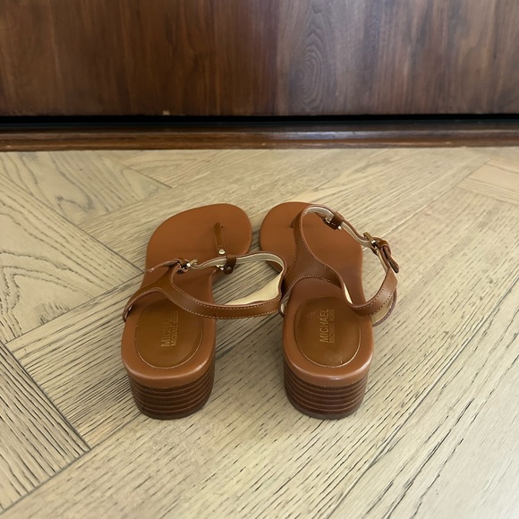 Brown Michael Kors Tan Sandal - Picture 4 of 4